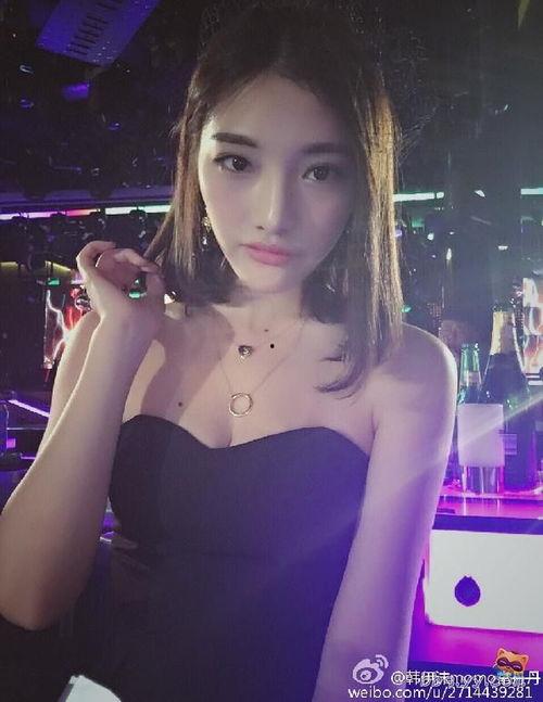 国产美女直播,魅力绽放,网络新风尚 第3张 国产美女直播,魅力绽放,网络新风尚 第3张